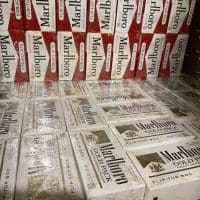 Thuốc Lá Marlboro Gold ( FLIP-TOP-BOX ) ( Hàng Chuẩn Mỹ )