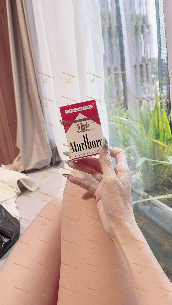 Thuốc Lá Marlboro Red ( FLIP-TOP-BOX ) ( Hàng Chuẩn Mỹ )