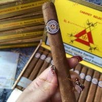 Xì gà Montecristo No4