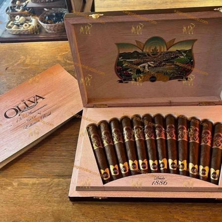 Hình ảnh thứ hai củaXì gà Oliva 135Th Anniversary Serie V