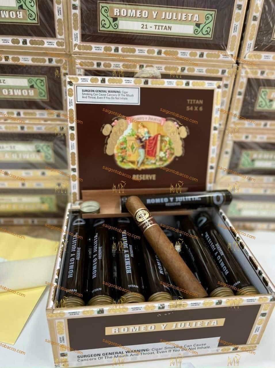 Xì gà Romeo Y Julieta Habana Reserve Titan