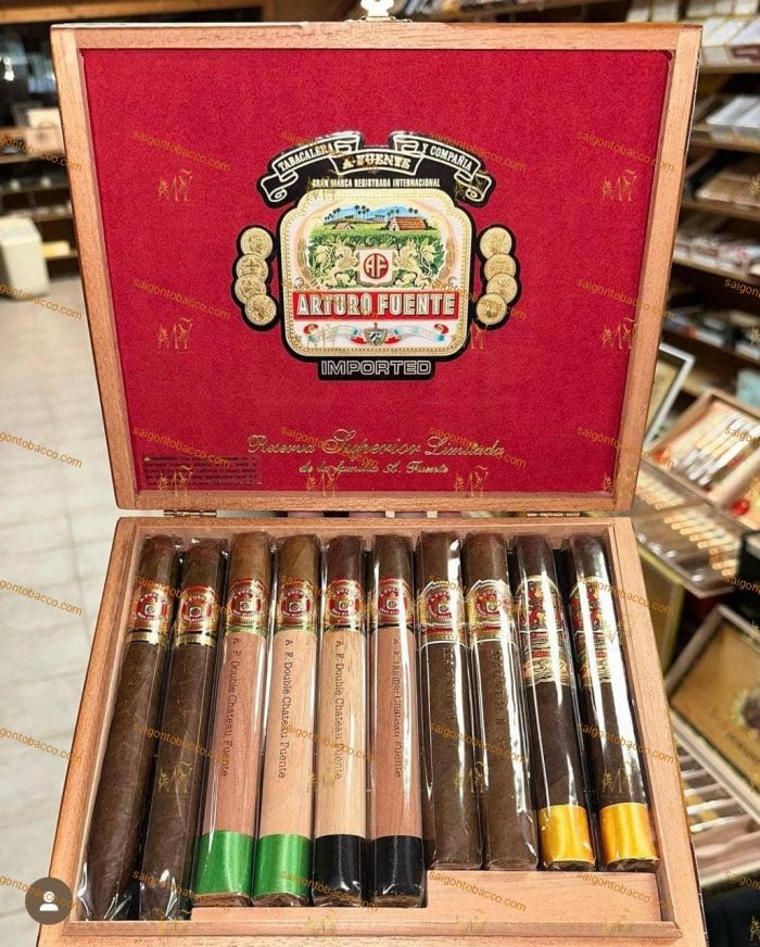 Cigar Arturo Fuente Holiday Cigar Collection Sampler - Hình ảnh 2