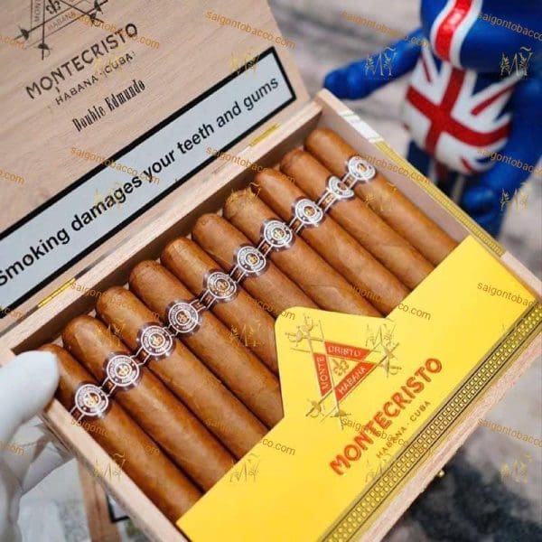 Xì gà Montecristo double edmundo