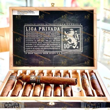 Hình ảnh thứ hai củaXì gà Liga Privada 10th