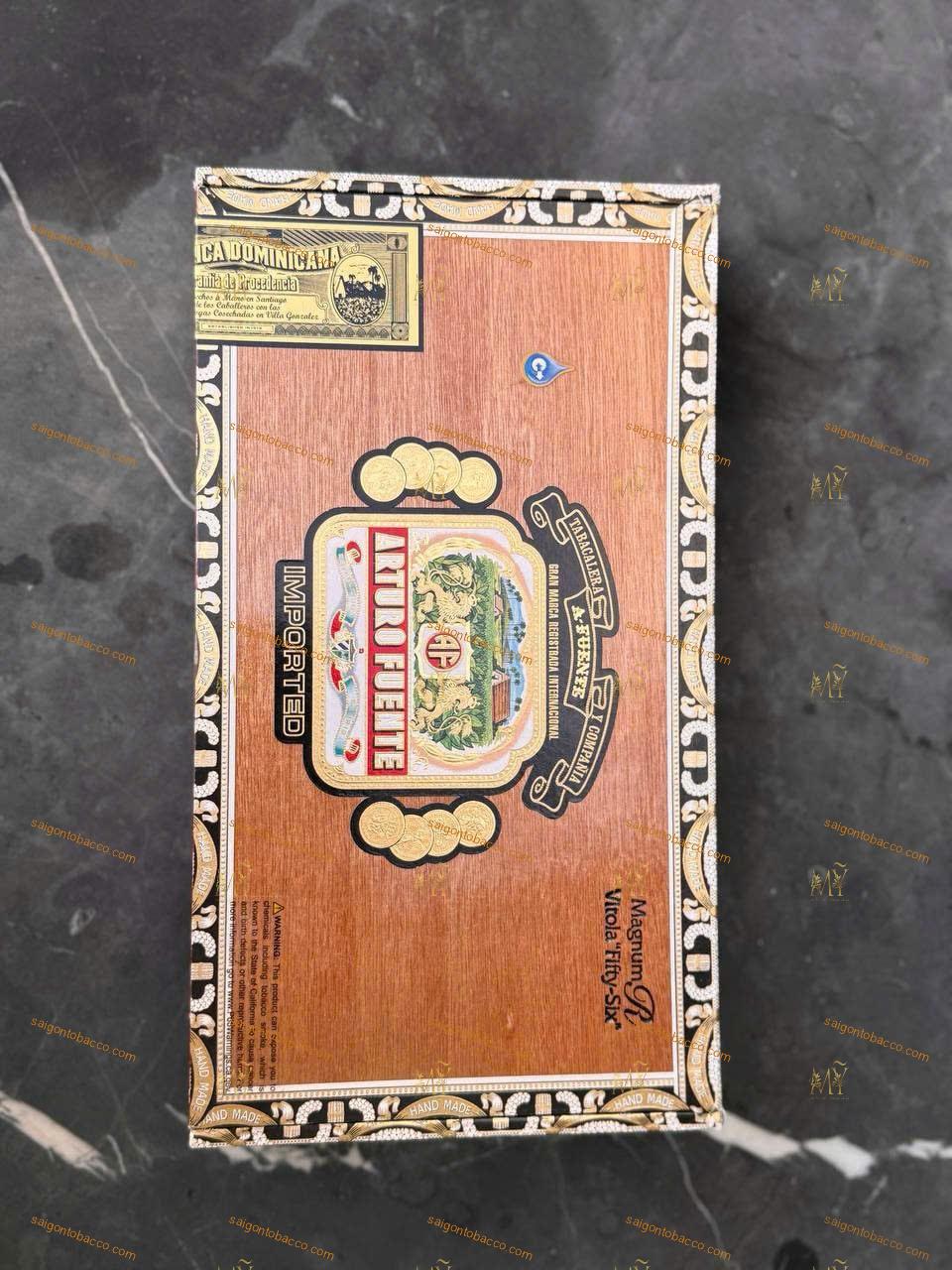 Xì gà cao cấp Arturo Fuente Sun Grown Magnum R 56