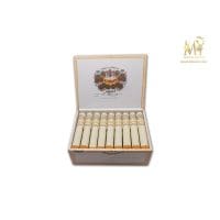 H-upmann-coronas-major-at-25-min